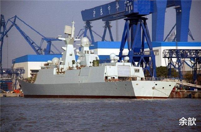 「日本」该国看不起中国龙门吊，转而购买日本，不料一声巨响50亿打水漂