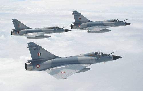 巡逻艇:支援班公湖巡逻艇到货,印军指挥官气的摔杯子,破口大骂四名顾问