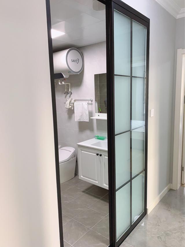 「」刚完工的新房，全房简约风装修，不做电视墙，简洁又舒适，晒晒！