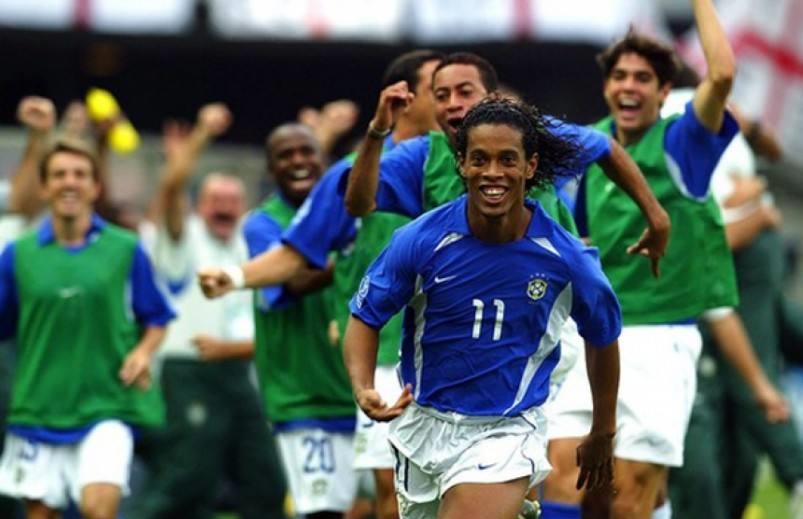 【巴西队】深度解析：六七成实力就够！巴西3R是世界杯足球史的最强组合？