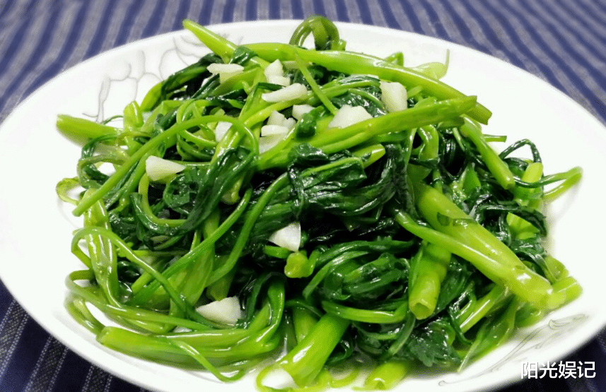 空心菜|它是碱性蔬菜,1斤2元,蛋白质多番茄5倍,钙多12倍,清爽不油腻