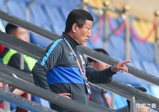 上海申花|神奇教练再发威！全华班申花赢了！最强锋卫摇摆人令现役国脚汗颜