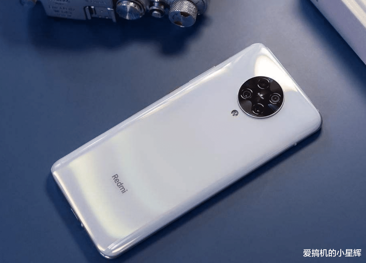 骁龙865|友商发力，骁龙865+8+128GB+65W快充仅2699，网友开始纠结了