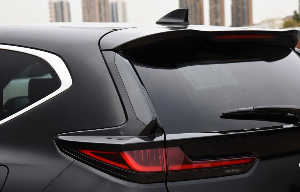 比亚迪：本田终于出“王炸”了！气场不输奥迪Q7，进口1.5T+CVT，看啥途观