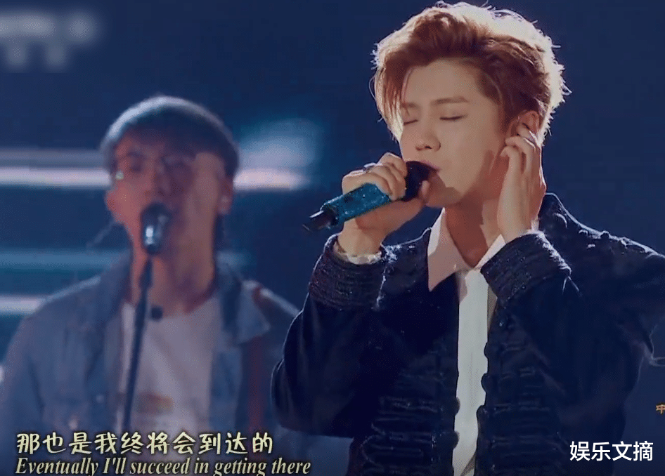 鹿晗|30岁鹿晗在中秋晚会献唱，央视镜头下状态真实，谁留意歌词？