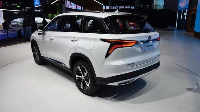 长安汽车|长安又成功了，这车月销量轻松10000+，好看好开还不贵