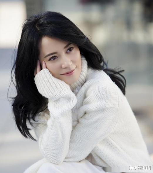 娱乐圈|她是娱乐圈最干净的女星，今49岁仍未嫁人，却美得不像话