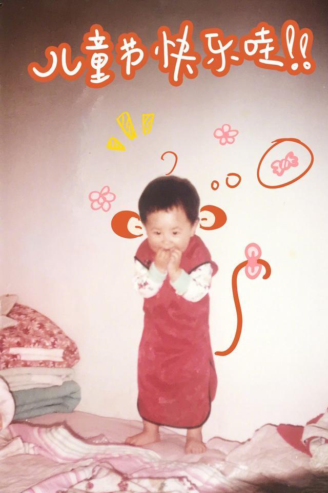 萌宝|萌娃穿旗袍接高考完的哥哥,寓意“旗开得胜”,一起回家画面温馨