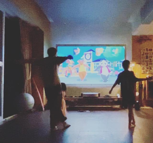 谢安琪|乐坛天后豪宅曝光，容祖儿柜子堆满奖杯，谢安琪落地窗海景无敌