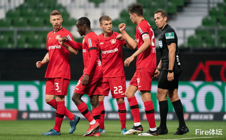 德甲■疯狂0-2！德甲争四热门惨遭双杀！近4轮仅1胜，末轮将迎生死战