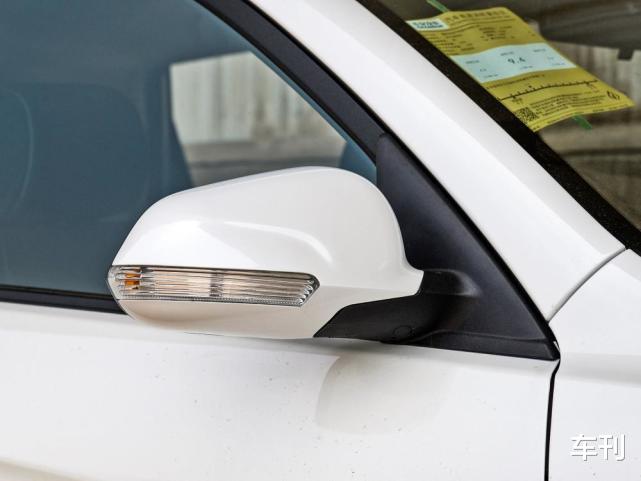 SUV|年轻人首选的SUV，仅5万出头，油耗仅6.4L，搬砖也养得起