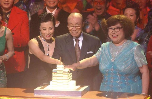 邵逸夫■为何一生捐款超100亿的邵逸夫，却拒绝李小龙1万美金的片酬？