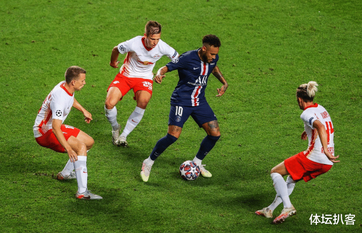 内马尔|世界足球先生杀出又一热门!莱万最强对手浮现:1.3亿巨星冲5冠王