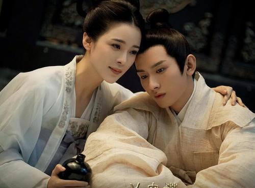 成毅|《琉璃》刚完结，成毅新剧就无缝接档，女主“岛主夫人”太出戏