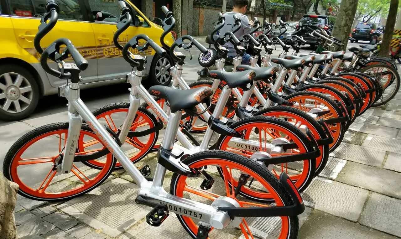 『共享雨伞』30万把共享雨伞有借无还!创始人却乐开花?懂行人:人家赚嗨了!