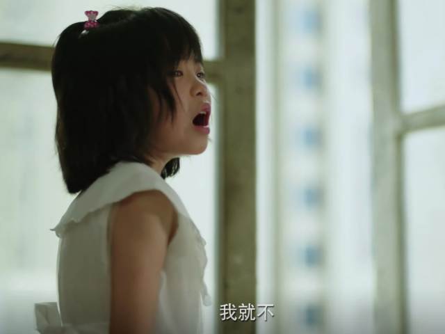 朱晶晶|《隐秘的角落》朱晶晶是被推下去的？顶楼桌子揭秘答案