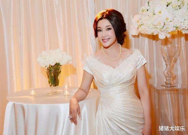 刘晓庆|8段感情4次婚姻,6天前红了30年的女王刘晓庆,再次“翻车”