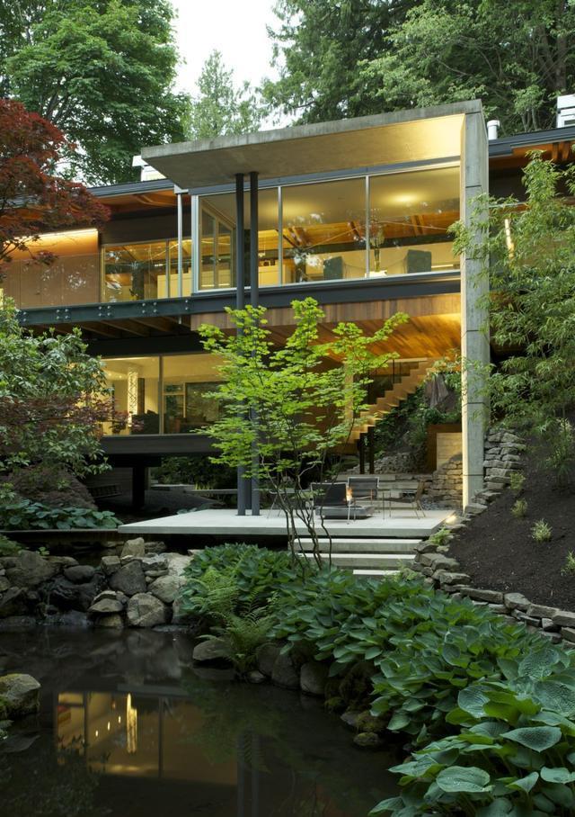 |探访450㎡私人别墅装修，这室外造景手法，还没进屋就被迷住了！