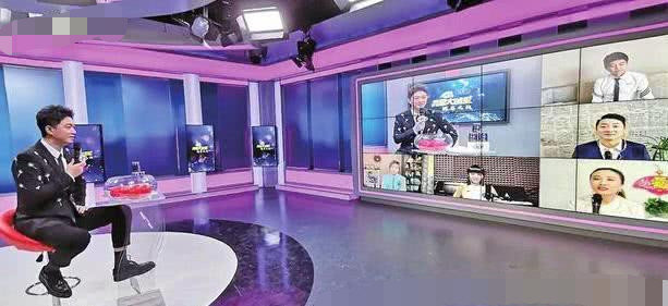 『芒果台』浙江卫视录节目让嘉宾戴透明口罩，芒果台录快本领导戴口罩充人数，对比明显