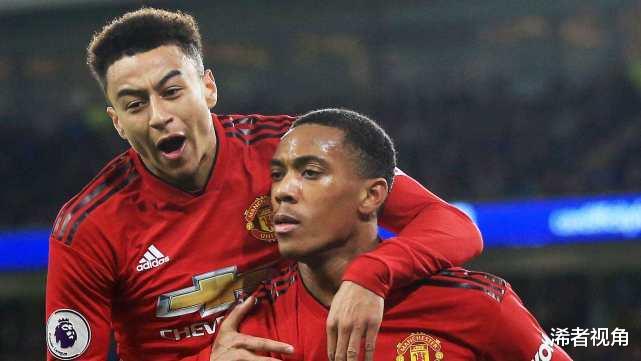 曼联|重磅! 曼联正酝酿超级交易: 3亿门神遭重创, 新赛季恐失主力位置