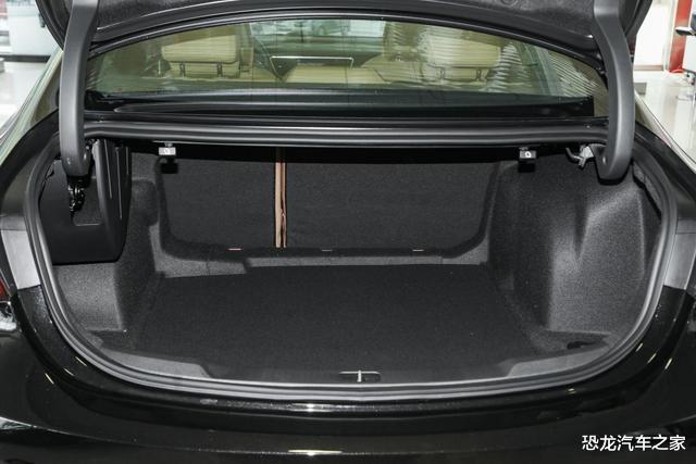 君越|君越低配车型已然跌破20万,但销量依旧不见大幅增长,这是为何呢