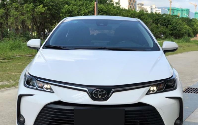 丰田卡罗拉|看了思域和朗逸，最后提了卡罗拉，还不是因为这三个字！