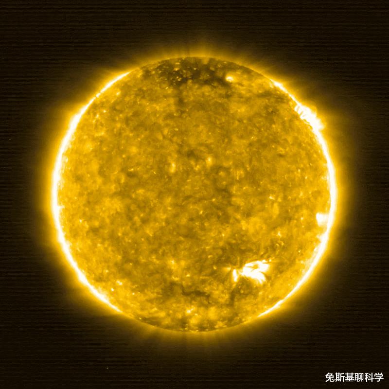 |地球和太阳差距有多大？将地球直径缩小到1毫米，差距一目了然