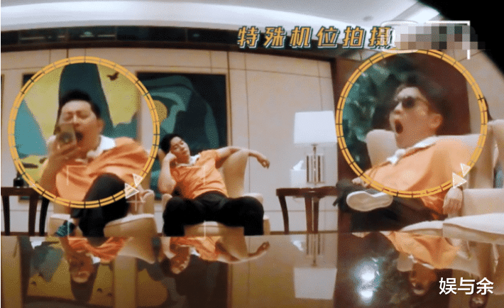 [李沁]《奔跑吧》李沁baby坐在椅子上，细看二人坐姿，已婚跟未婚差别太显然