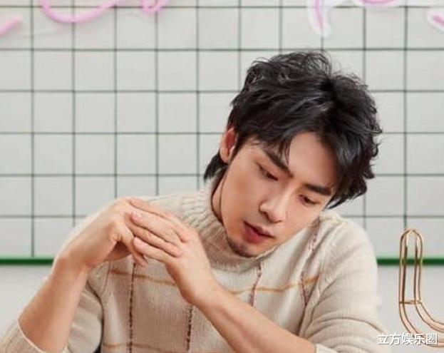 「高天鹤」被仝卓连累？高天鹤被天天向上裁掉最新海报，粉丝爆出真实原因！