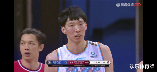 新疆男篮|23中17命中率74%！CBA今夏自由市场最大牌，能拿大合同，快谢谢周琦吧