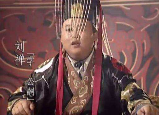 『刘禅』司马昭想杀死刘禅!刘禅指了指大门,司马昭看到3字,大喊:赶紧撤