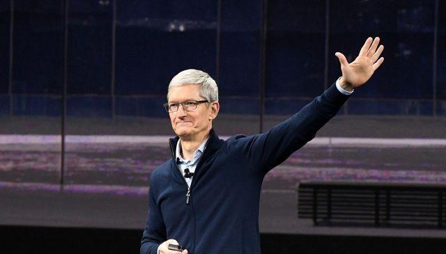 iphone12|iPhone12成为“导火索”!库克也没料到,如今会亏损550亿