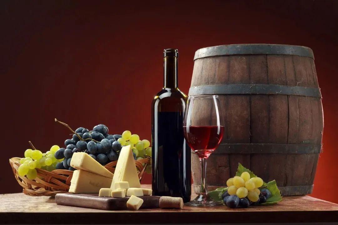 罗永浩|罗永浩还4亿债务,有人欠债70万:直播赚钱,是年轻人最大的错觉