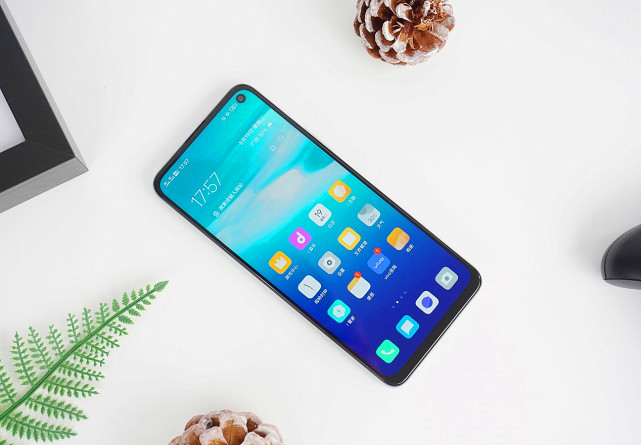 电池|继续性价比之路!首款天玑1000+机型跌至1898,“香”不“香”?