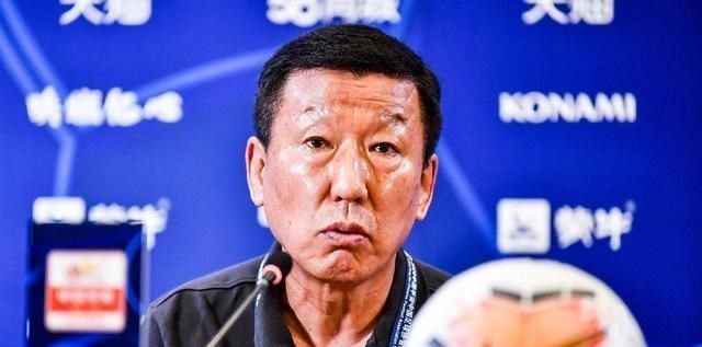 上海申花|全靠老同志出成绩？上海申花36岁老将遭唾弃，9月离队或已成定局