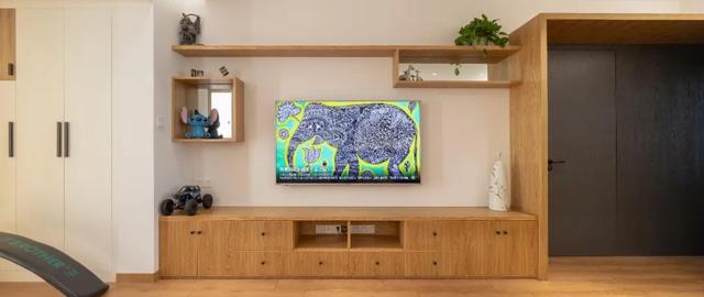 『』108㎡原木风三室装修,实用又惊艳,原木色+开放式厨房超漂亮