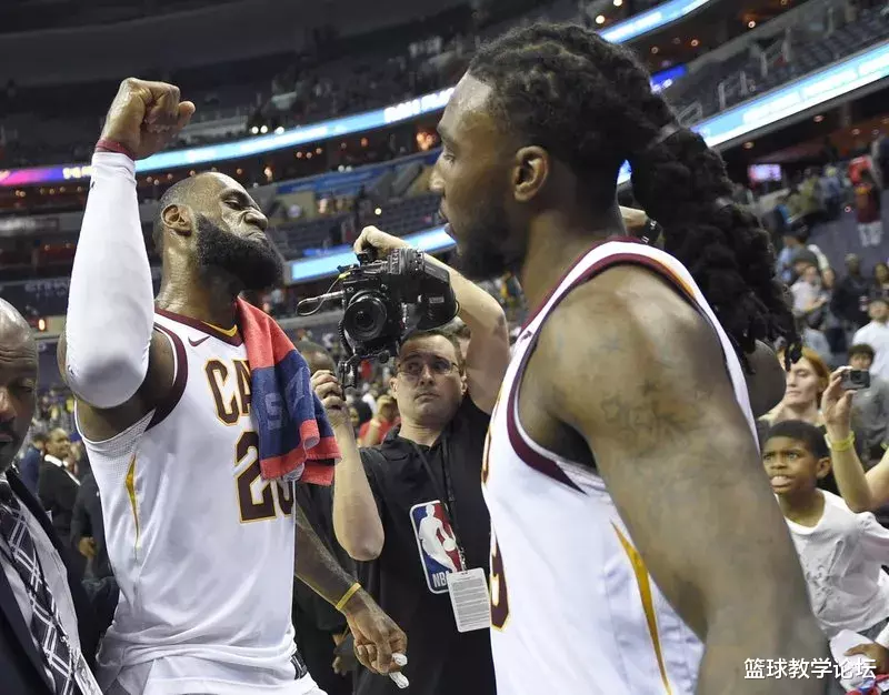 勒布朗·詹姆斯|联盟必须调查！詹姆斯要被打残了！这动作到底是硬还是脏？