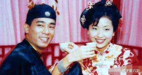 『陈奕迅』被陈小春爱过，让陈奕迅死心塌地25年，把11个前男友叫来庆生，她有啥魅力？