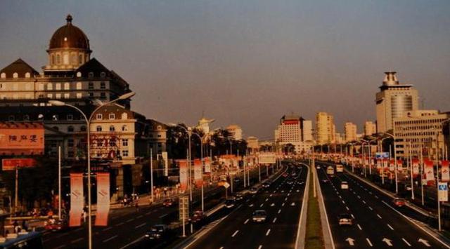 2019没买房的反倒赚了，人民日报喊话楼市调控，释放了2大信息