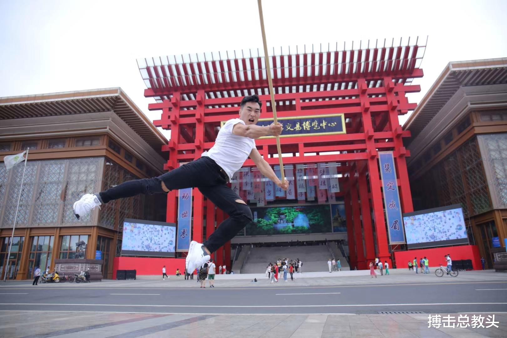 【武林风】真正的少林武僧蒲东东登陆武林风,或取代一龙,成为武林风一哥!