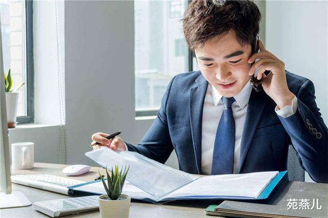 「」为什么没能力的人也能当上中层领导？不是老板傻，原因厚黑又现实