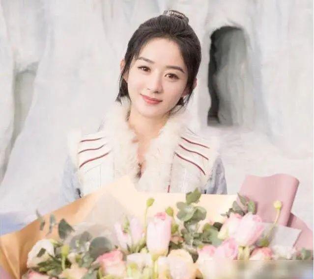 「杀青」赵丽颖已经怀上二胎？新剧杀青就休息，冯绍峰：她只是想陪陪我