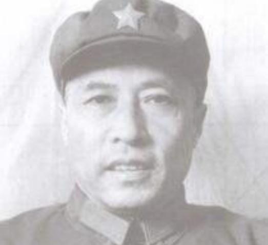 肖永银@暴烈王近山，被旅长肖永银顶撞，居然服软：我再给你两个团