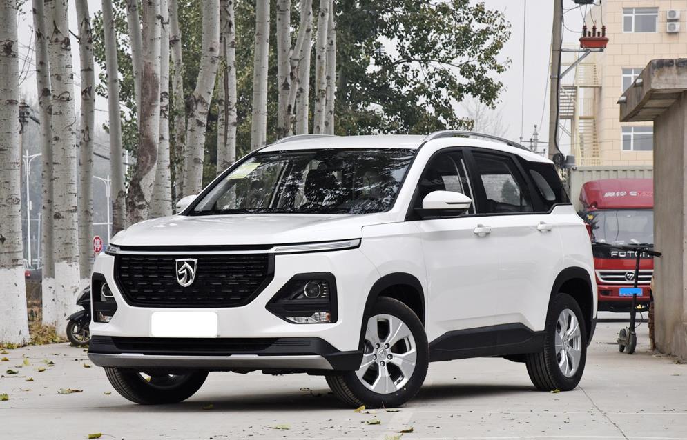 轿车|养一台宝骏530一年要花多少钱？它有什么优劣势？听完明白了