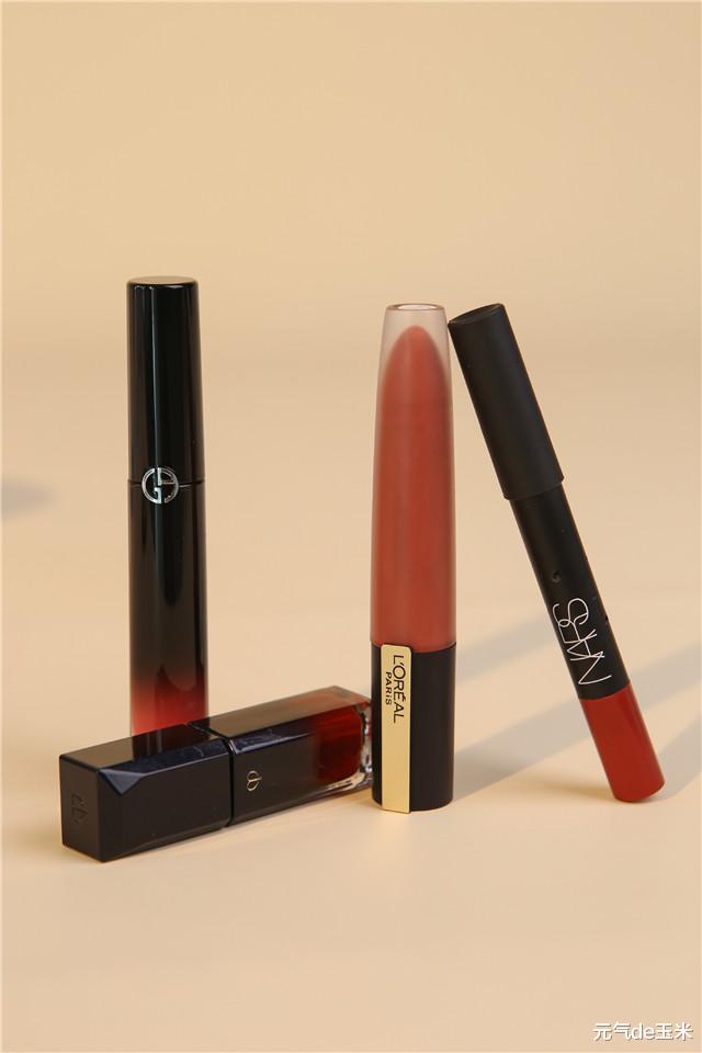 运动|常年涂口红与不涂口红究竟有何区别？一张图保你看得明明白白