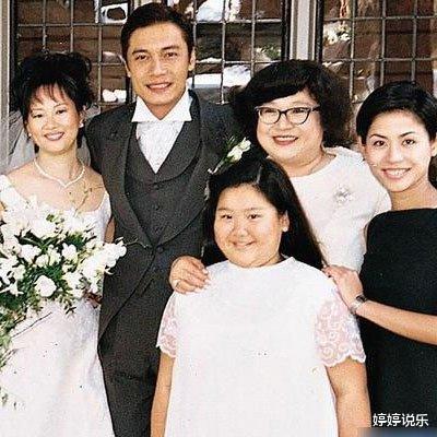 罗嘉良|为娶苏岩,罗嘉良放弃四千万净身出户,原配方敏仪如今怎样了?