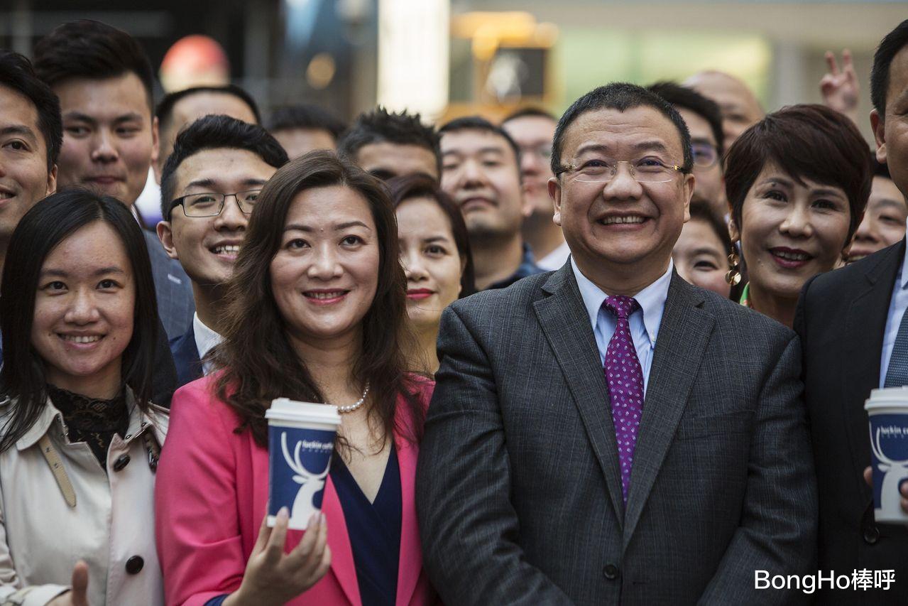 数码相机|瑞幸陆正耀被踢出董事局，数码相机被Vlog取代