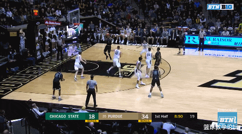 美国大学生体育协会■抢疯了！一天接到26个邀请电话！他是NCAA最火的球员