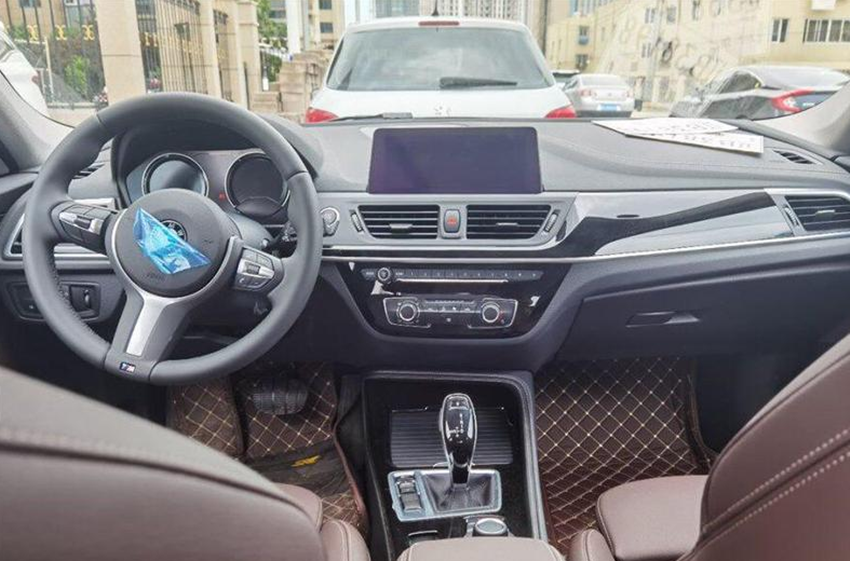 思域|又一豪车卖“白菜价”！从19万跌至13.8万，油耗5.4，后悔买思域了