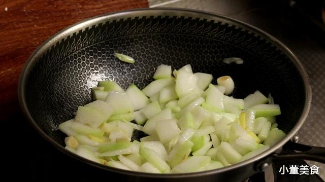 冬瓜|三伏天,多给孩子喝这汤,清淡解暑又补钙,孩子常喝长得快